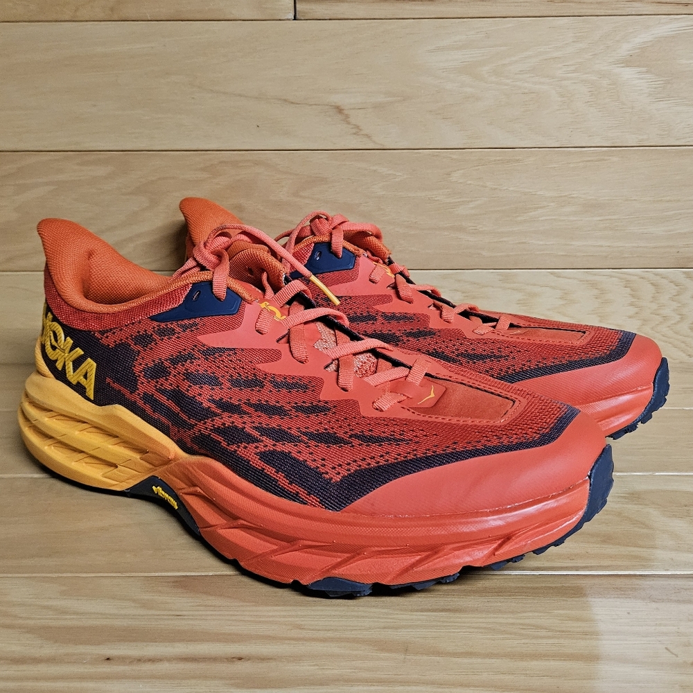Hoka One One Speedgoat 5 Wide 2E Mens Running Shoes Sneaker 1123159 - Picture 2 of 11